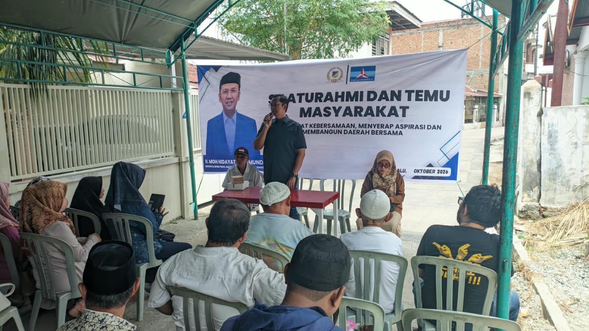Hidayat Pakamundi Silaturahmi dan Temui Warga Kelurahan Baru