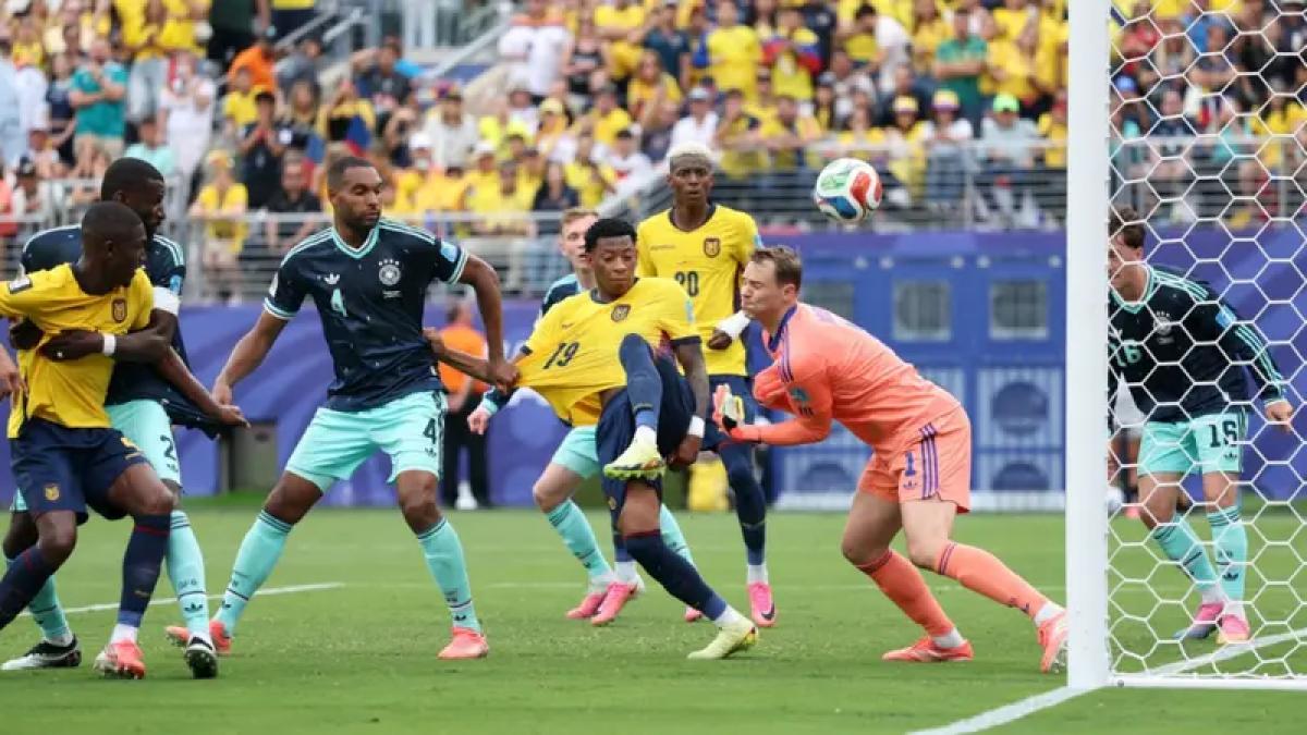 Lengah di Lini Belakang, Jerman Takluk 1-2 dari Ekuador