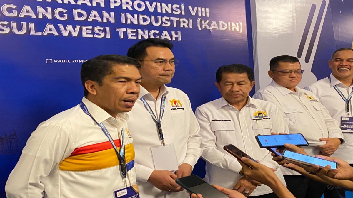 Tongkat Estafet Kepemimpinan KADIN Sulteng Beralih ke Gufran Ahmad