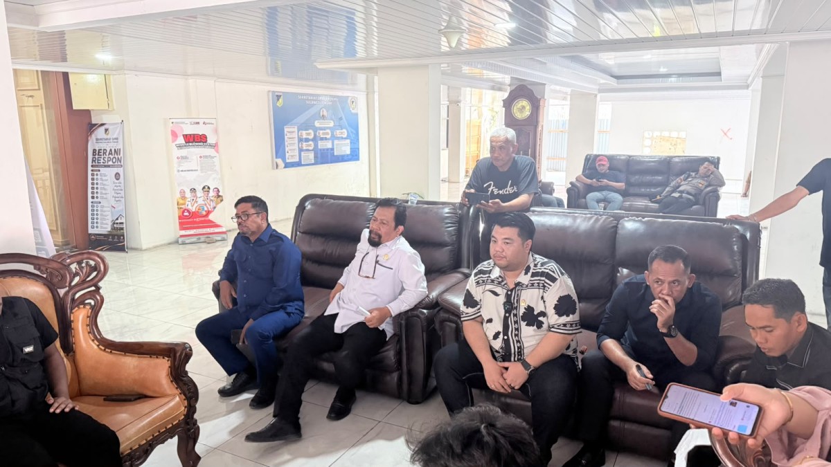 Komisi III DPRD Sulteng Terima Demo Mahasiswa Morowali, Bahas Konflik PT Askon