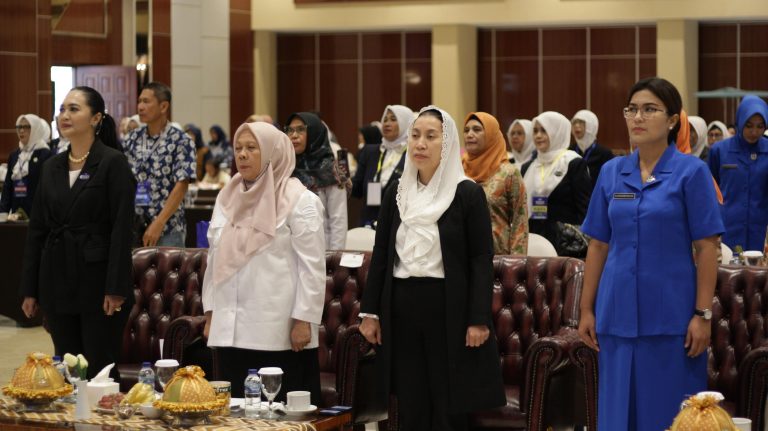 Imelda Liliana Muhidin Sampaikan Sambutan di Musda APJI Sulteng, Tegaskan Komitmen Mendukung Pemerintah dan Peningkatan Kesejahteraan Lewat Industri Jasa Boga
