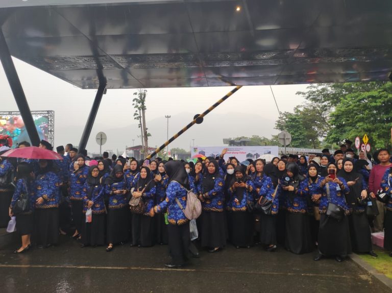 Hadiah Manis HUT Kota Palu: 3213 P3K Terima SK
